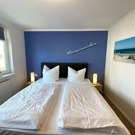 Haus Ruegenscher Bodden Whg 04 Mit Meerblick Lägenhet