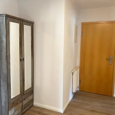 Haus Ruegenscher Bodden Whg 04 Mit Meerblick Lägenhet