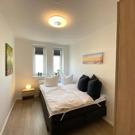 Haus Ruegenscher Bodden Whg 04 Mit Meerblick * Goehren (Ruegen)