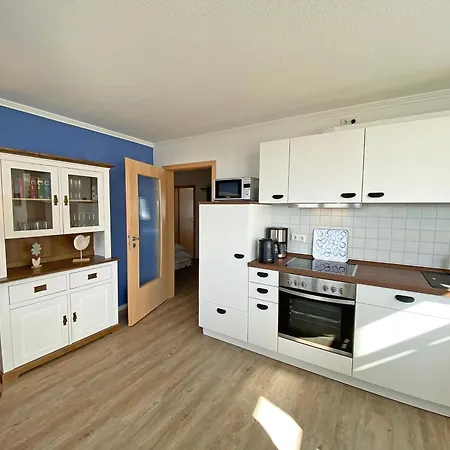 Haus Ruegenscher Bodden Whg 04 Mit Meerblick Lägenhet *