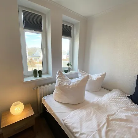Haus Ruegenscher Bodden Whg 04 Mit Meerblick Lägenhet Goehren (Ruegen)